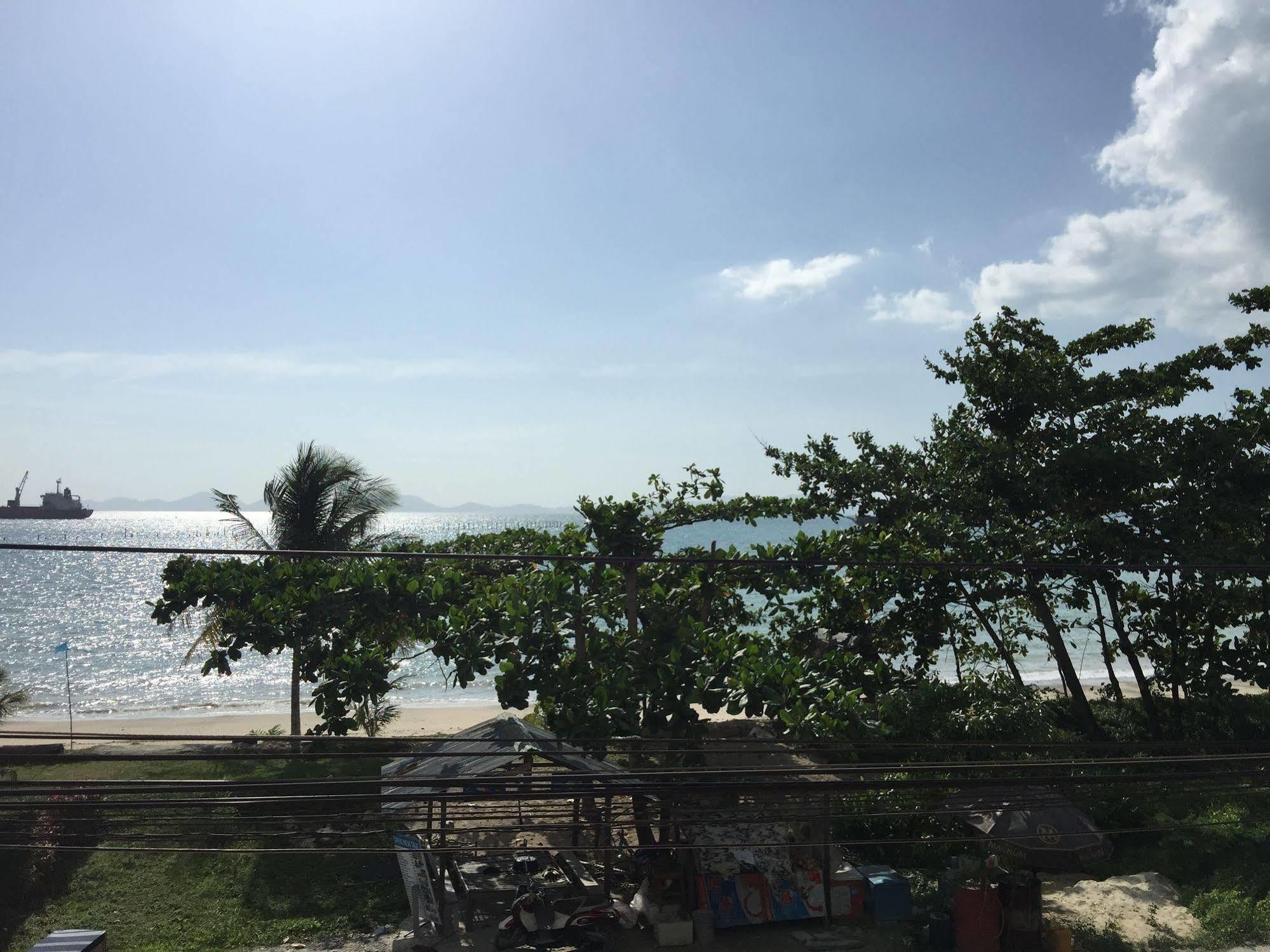 Oyo 1120 The Royhanna Beach Home Klong Muang-stranda Eksteriør bilde